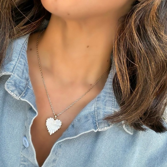 Park Lane “Buttercream” Necklace! BNIB!! - Picture 10 of 14